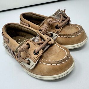 Speedy Kids Tan Boat Shoes size 7